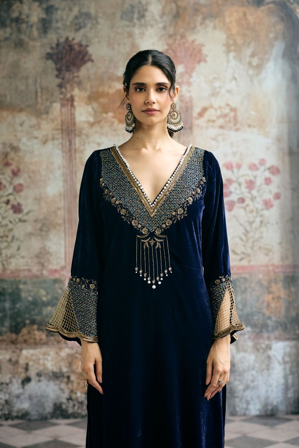 Nayla Hand Embroidered Velvet Kurta Set