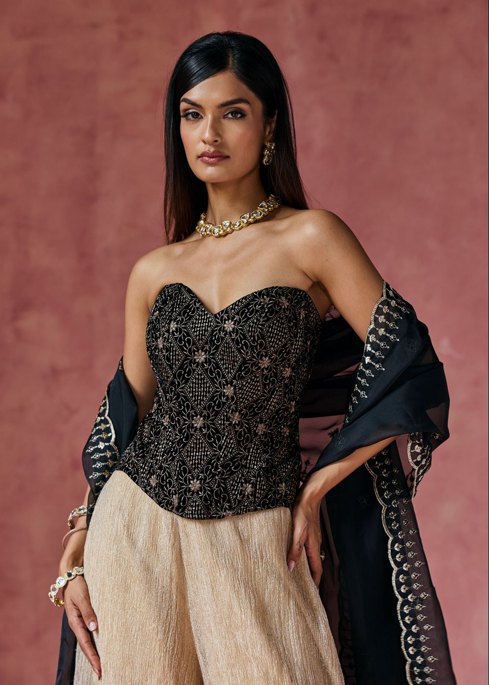 Zafira Black Embroidered Velvet Corset Set