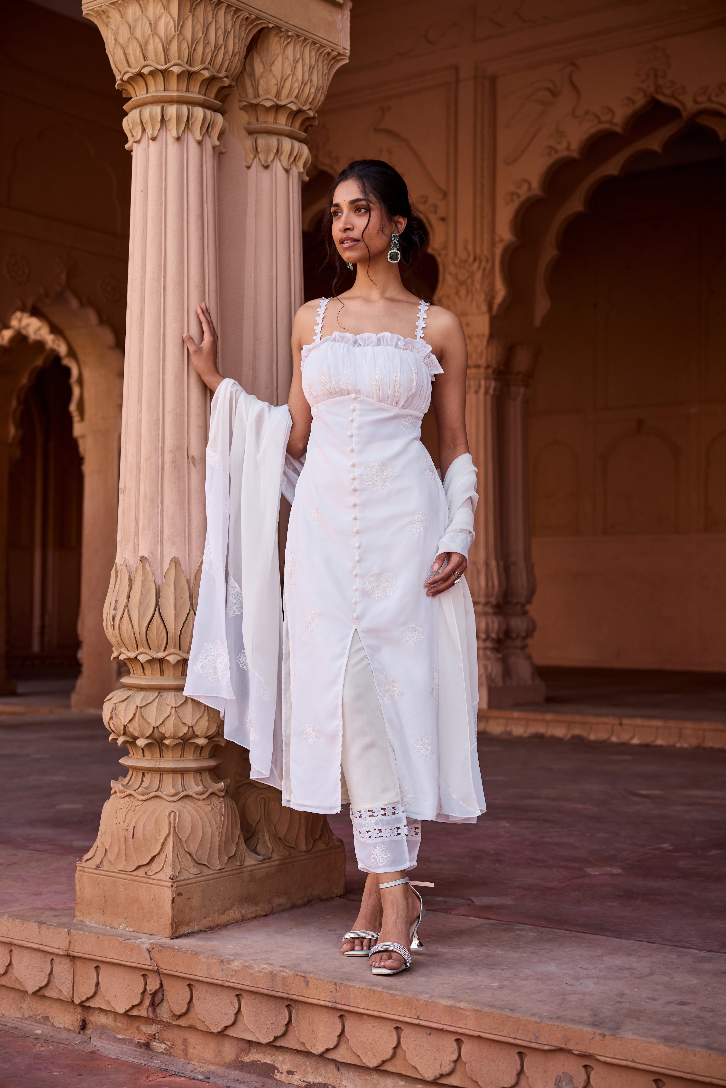 Aarya White Embroidered Georgette Kurta Set