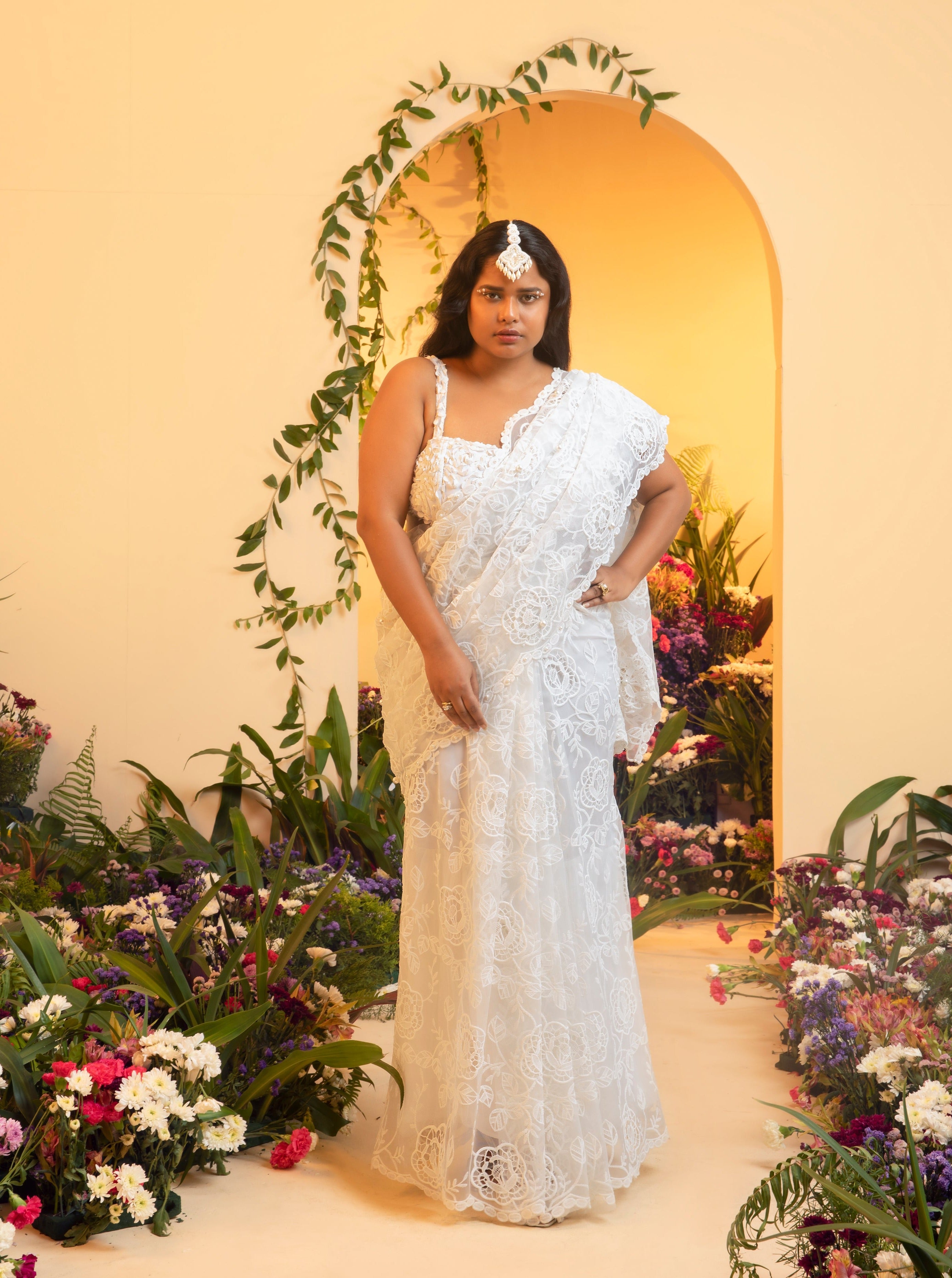 Aiza White Floral Embroidered Pre-Stitched Saree