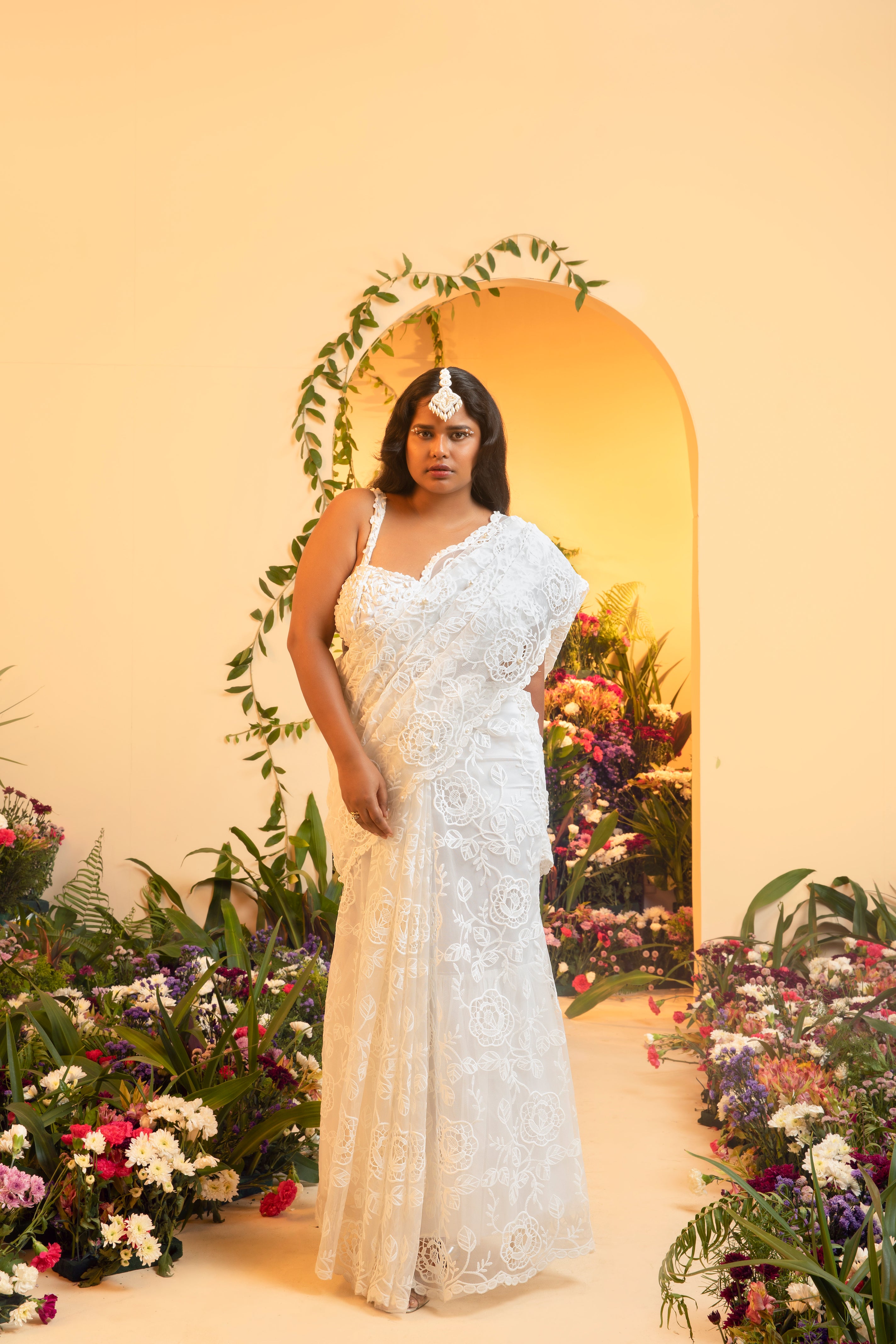 Aiza White Floral Embroidered Pre-Stitched Saree