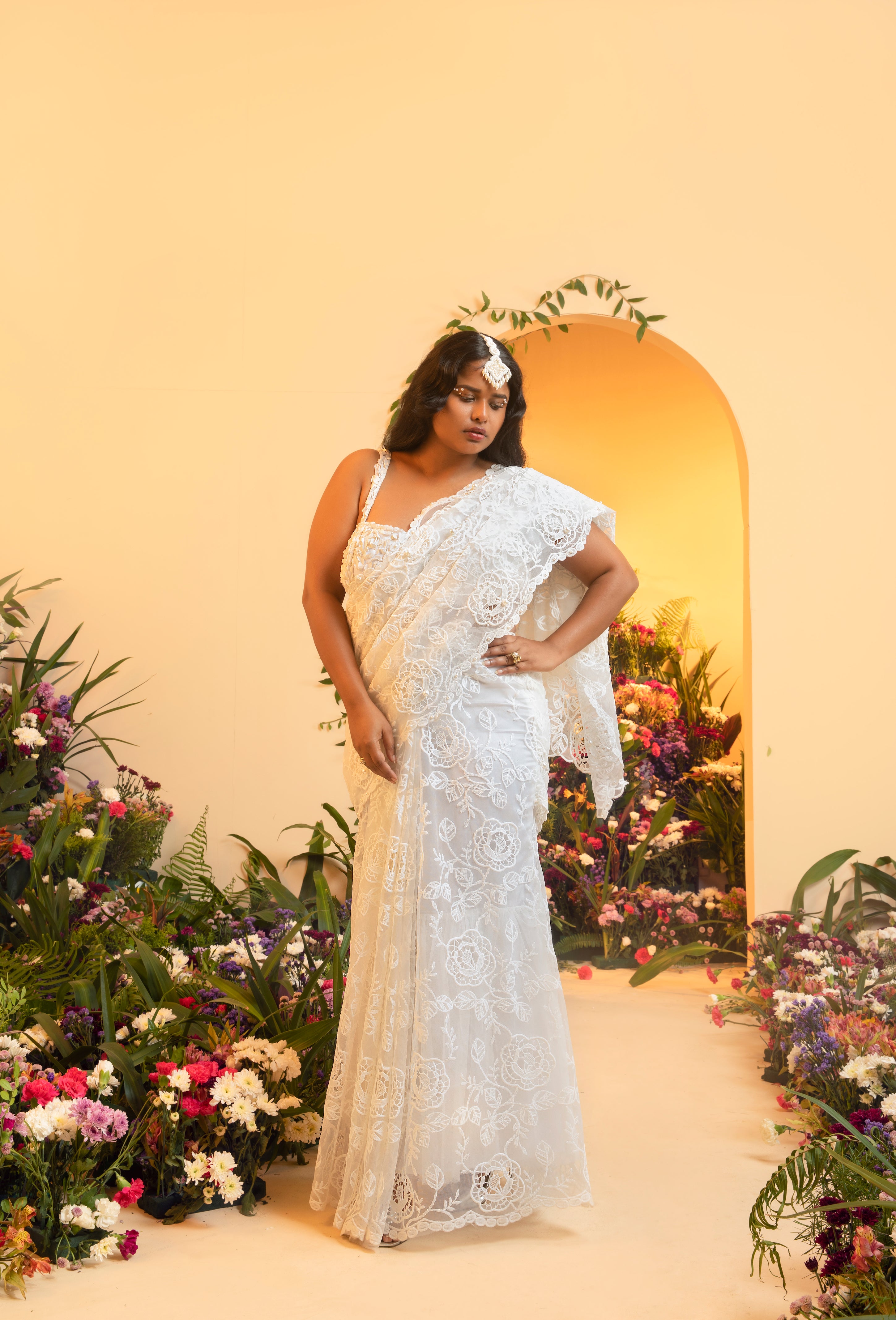Aiza White Floral Embroidered Pre-Stitched Saree